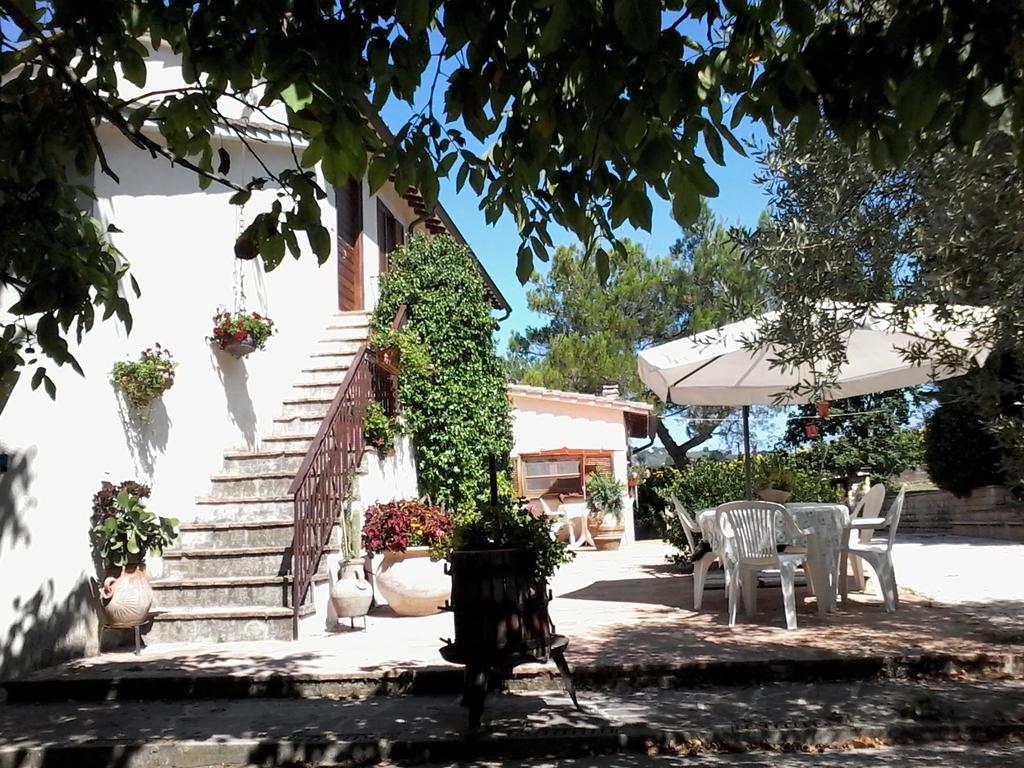 Bed And Breakfast Casale Isorella San Gemini Eksteriør billede