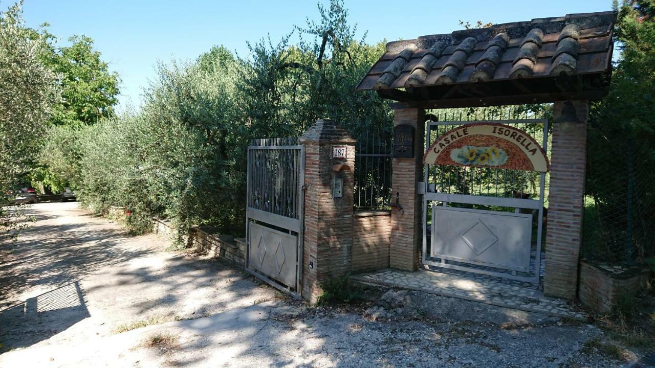 Bed And Breakfast Casale Isorella San Gemini Eksteriør billede